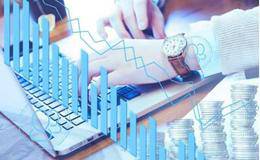 如何运用市盈率与华体会ap
分析估值股票？