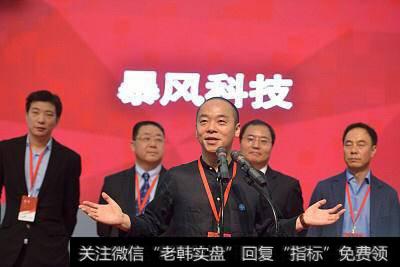 文艺创始人,奉《约翰·克利斯朵夫》为圣经