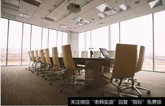 公司对股东负债和对第三人负债一样偿还吗?股东要偿还公司欠税吗?