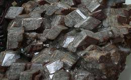 钨矿概念股受关注 钨精矿价格持续上涨