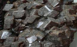 钨矿概念股受关注 钨精矿价格持续上涨