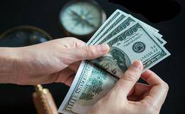 如何分析华体会赛事竞猜的利润表？从哪些方面对利润表进行分析？